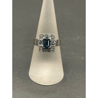 Ladies 18ct White Gold Diamond and Sapphire Ring