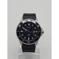 Casio Duro MDV106-1A Black and Silver Mens Analog Dive Watch 200m WR