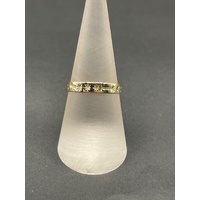 Ladies 9ct Yellow Gold Star Pattern Ring