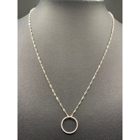 Ladies 9ct White Gold Margarita Twist Link Chain & Circle Pendant