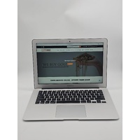 Apple MacBook Air 13 Inch 2017 i5 1.8GHz 8GB RAM 128GB SSD Silver