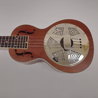 Bondi Ukulele Resonator Mahogany with Case and Extras Unique Sound
