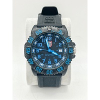 Luminox Navy Seal 3050 Series Black Blue Watch 200m Water Resistant Quartz