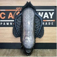 NECA Alien Xenomorph Trophy Wall Plaque Collectible Figure Display