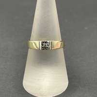 Unisex 9ct Yellow Gold Diamond Ring