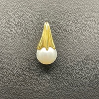 Ladies 18ct Yellow Gold White Pearl Pendant