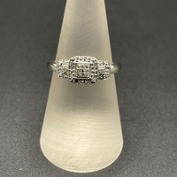 Ladies 9ct White Gold Natural Diamond Cluster Ring