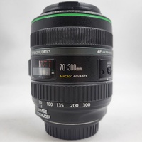 Canon Zoom Lens EF 70-300mm f/4.5-5.6 DO IS USM with Bag and Hood