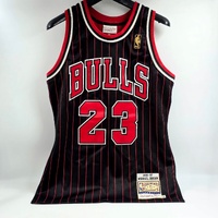 Mitchell & Ness Michael Jordan Bulls 1996-97 Authentic Jersey 36/S