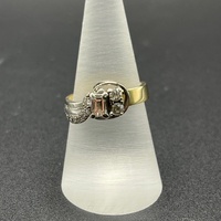 Ladies 18ct Yellow Gold Natural Diamond Ring