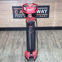 Milwaukee 18V 150W Battery and Electric Power LED Light with Tripod Stand