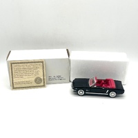 1965 Ford Mustang Convertible 1:32 Diecast Raven Black Red Interior
