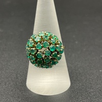 Ladies 10ct Yellow Gold Cluster of Green Gemstone Ring