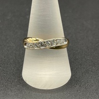 Ladies 10ct Yellow Gold Natural Diamond Ring