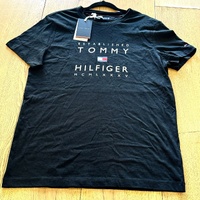 Tommy Hilfiger Established Stacked Logo T-Shirt Men's Size Large Casual Cotton Tee Classic Fit