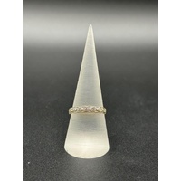 Ladies 9ct Yellow Gold Diamond Vintage Pattern Band Ring