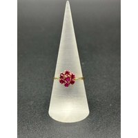 Ladies 14ct Yellow Gold Pink Gemstone Flower Ring