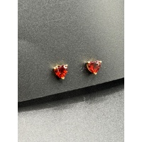 Ladies 9ct Yellow Gold Red Heart Gemstone Stud Earrings