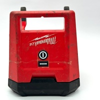 Milwaukee M18 PAL 18V Li-Ion Cordless Pivot Area Light Skin Only