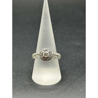 Ladies 18ct White Gold Diamond Cluster Ring