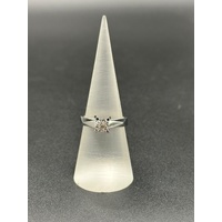 Ladies 18ct White Gold Diamond Solitaire Ring