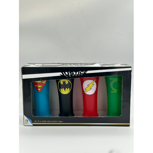 DC Comics Justice League 4 x 350ml Superhero Collectible Glasses