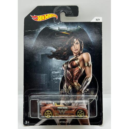DC Batman vs Superman Hot Wheels Wonder Woman Tantrum Brown Toy Car