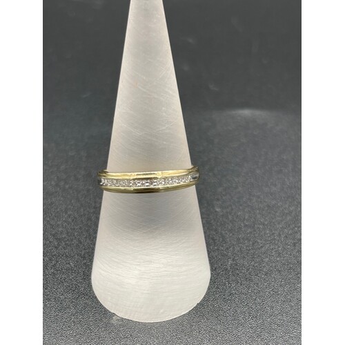 Ladies 9ct Yellow Gold Diamond Dress Ring Elegant Design Fine Jewellery