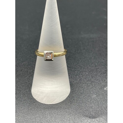 Ladies Solid 18ct Yellow Gold Diamond Ring Fine Jewellery 3.5 Grams Size UK M