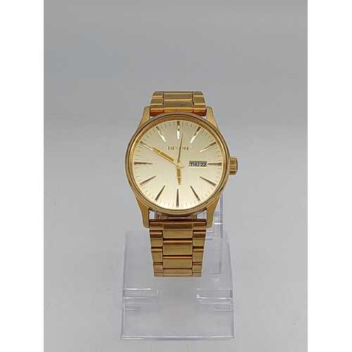 Nixon The Sentry SS Gold Men's Watch - A356502 (Pre-owned)