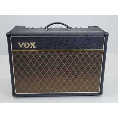 Vox AC15 Custom 15W RMS Guitar Amplifier (Pre-owned)