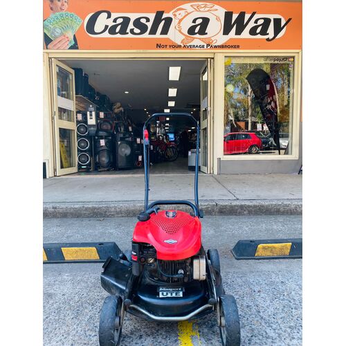 Masport Briggs & Stratton 625 Series 190cc 2014 Prime Start-Up Side Discharge