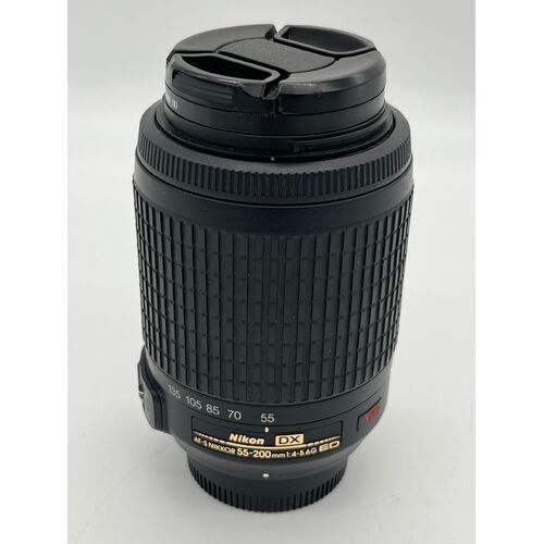 Nikon Camera Lens AF-S DX VR Zoom Nikkor 55-200mm f/4-5.6G IF-ED with Black Bag