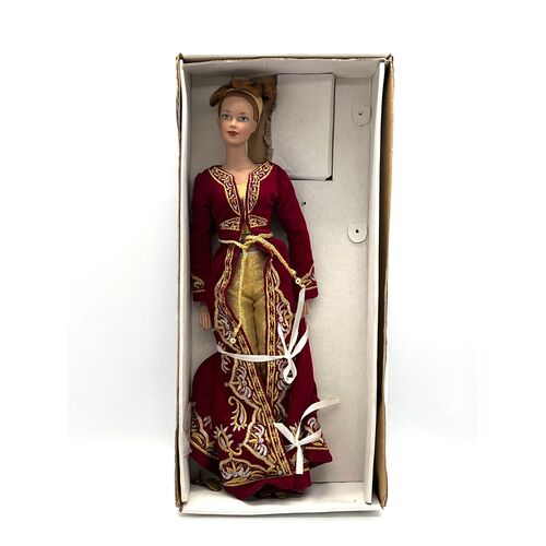 Effanbee Brenda Starr Reporter Shanghai Secret BS1401 Collectable Doll