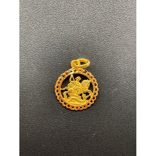 Unisex 21ct Yellow Gold Round Pendant (Pre-Owned)