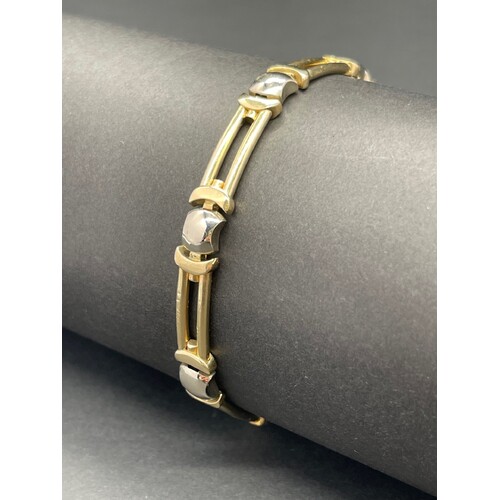 Ladies 9ct Yellow Gold Fancy Bar Link Bracelet