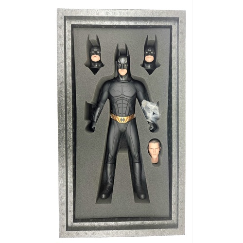Enterbay Collectable Figure 1/4 Scale The Dark Knight Batman with Accessories