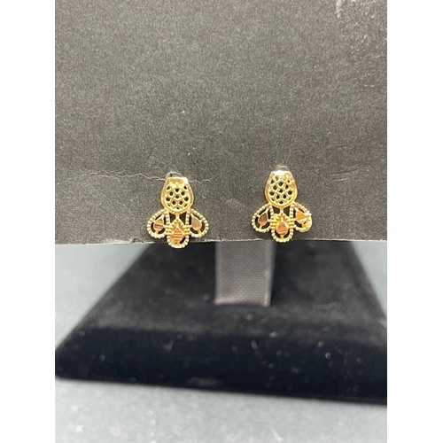 Ladies 21ct Yellow Gold Filigree Stud Earrings