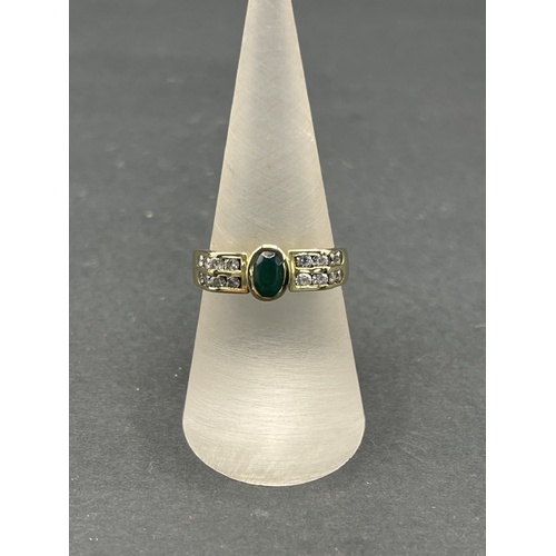 Ladies 18ct Yellow Gold Green Gemstones and CZ Stone Ring
