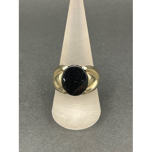 Men's 9ct Yellow Gold Black Onyx Gemstone Ring