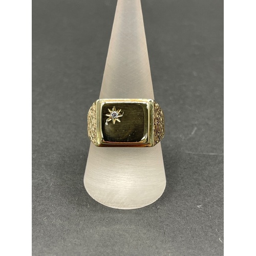 Mens 9ct Yellow Gold Diamond Ring