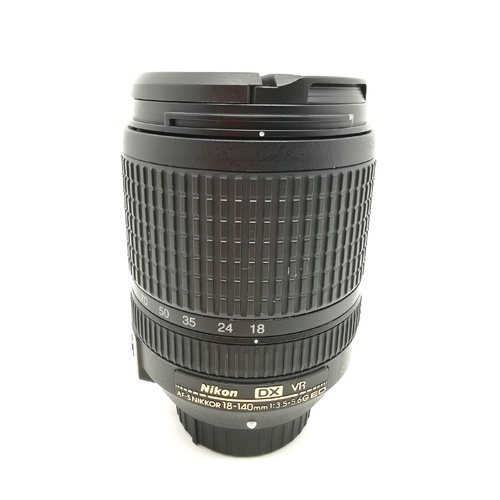 Nikon AF-S DX NIKKOR 18-140mm f/3.5-5.6G ED VR Lens and Hood