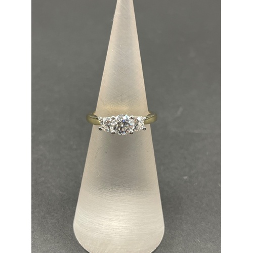 Ladies 18ct Yellow Gold Band and Diamond Ring