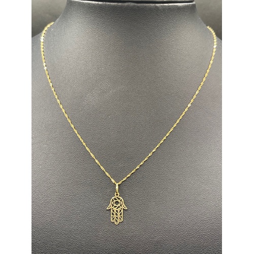 Ladies 18ct Yellow Gold Margarita Twist Link Necklace with Hand Pendant