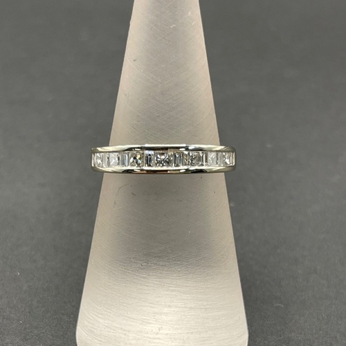 Ladies 18ct White Gold Diamond Band Ring