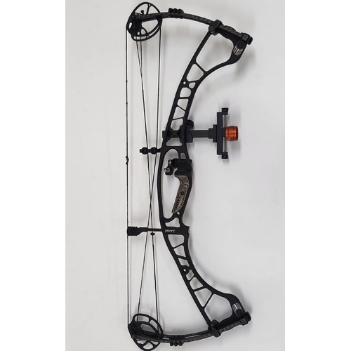 Hoyt Carbon Spyder Turbo Compound Bow with Accessories