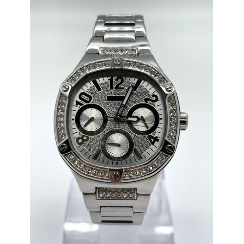 Guess Duchess Ladies Silver Crystal Dial Stainless Steel Quartz Watch GW0558L1