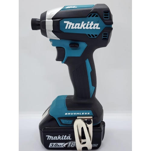 Makita DTD153 18V LXT Cordless Brushless Impact Driver with 3.0Ah Battery Pack