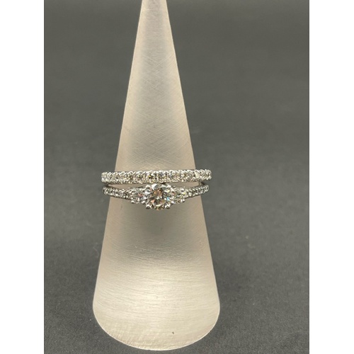 Ladies 18ct White Gold Diamond Double Ring