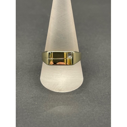Mens 9ct Yellow Gold Signet Diamond Ring